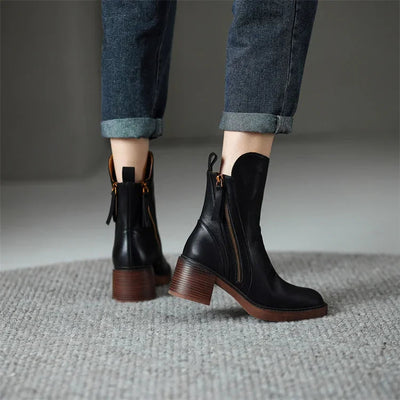 Mila | Orthopedic Boots