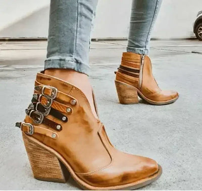 Glenna - Orthopedic Boots