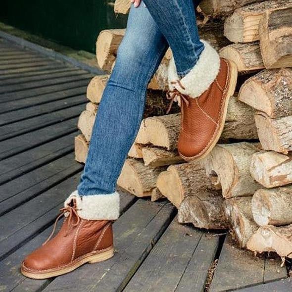 Nelan | Orthopedic Boots